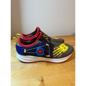 New Balance FuelCore Reveal BOA Boys Sneakers Grey Blue Yellow GKRVLLG2 Size 4Y